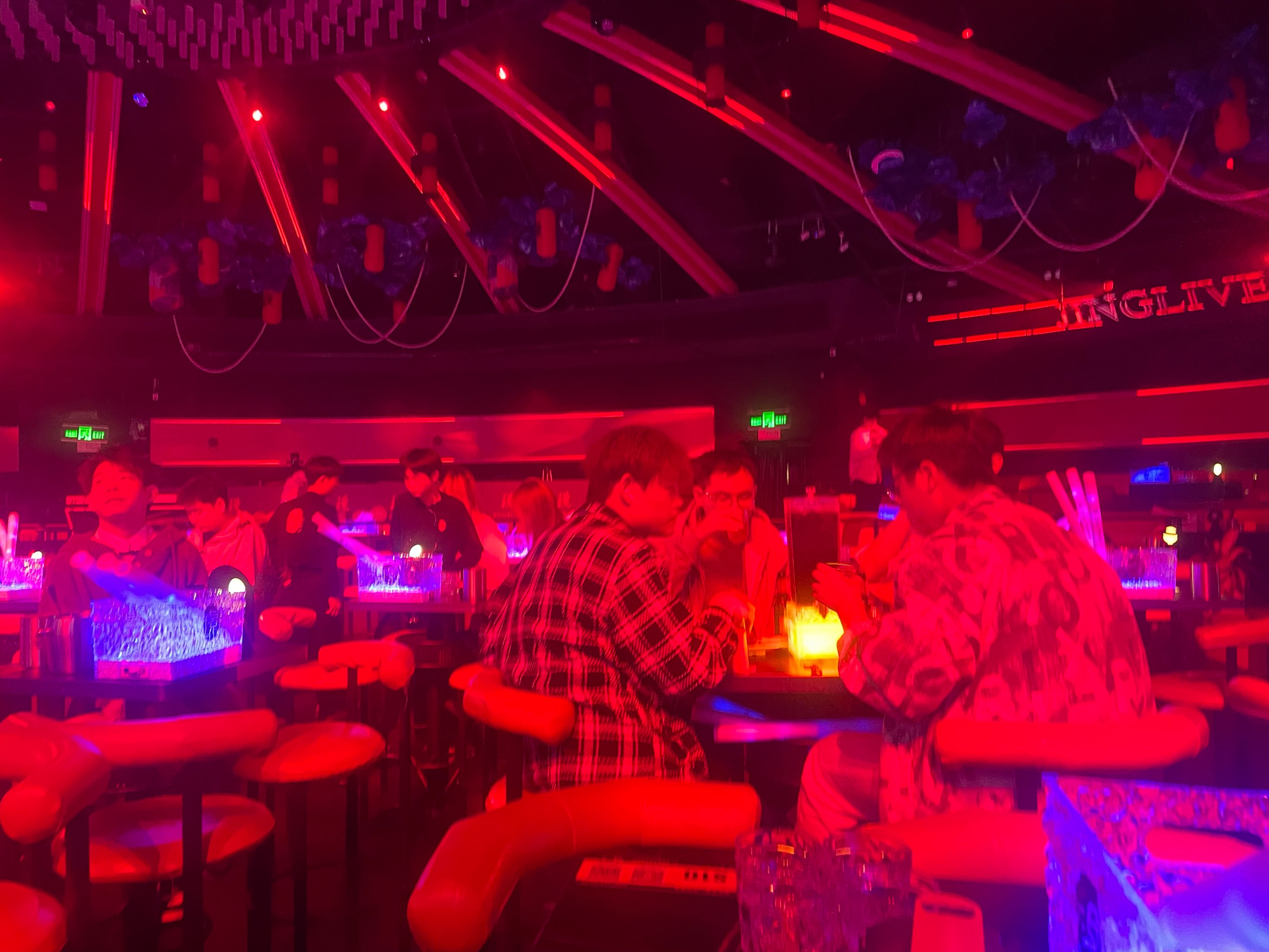 湖州商务ktv独特商务ktv玩法解析-安吉县ktv预订